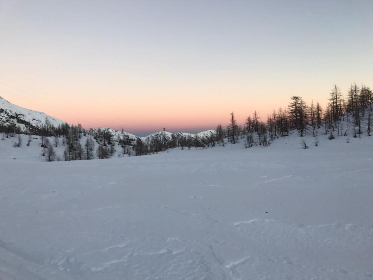 Sando Ski Guesthouse Сан Доменико Екстериор снимка